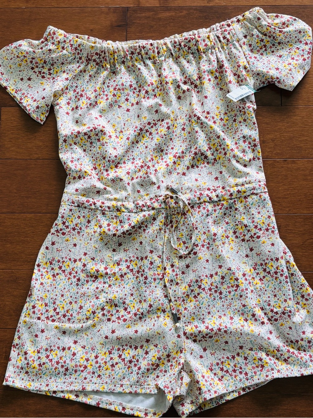 💥FREE WITH PURCHASE NEW Simon’s floral romper